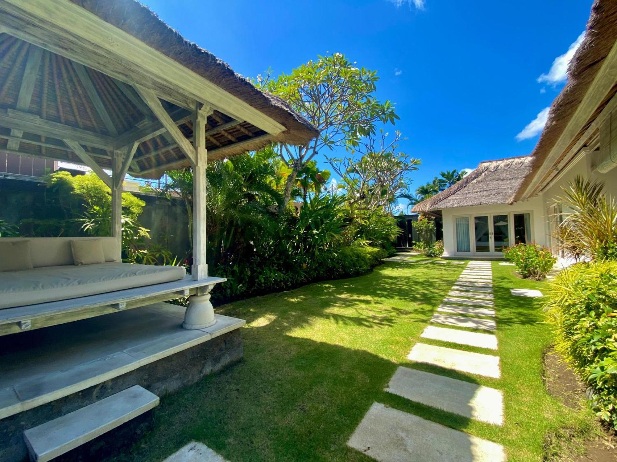 Serene Villas Seminyak  Exterior photo